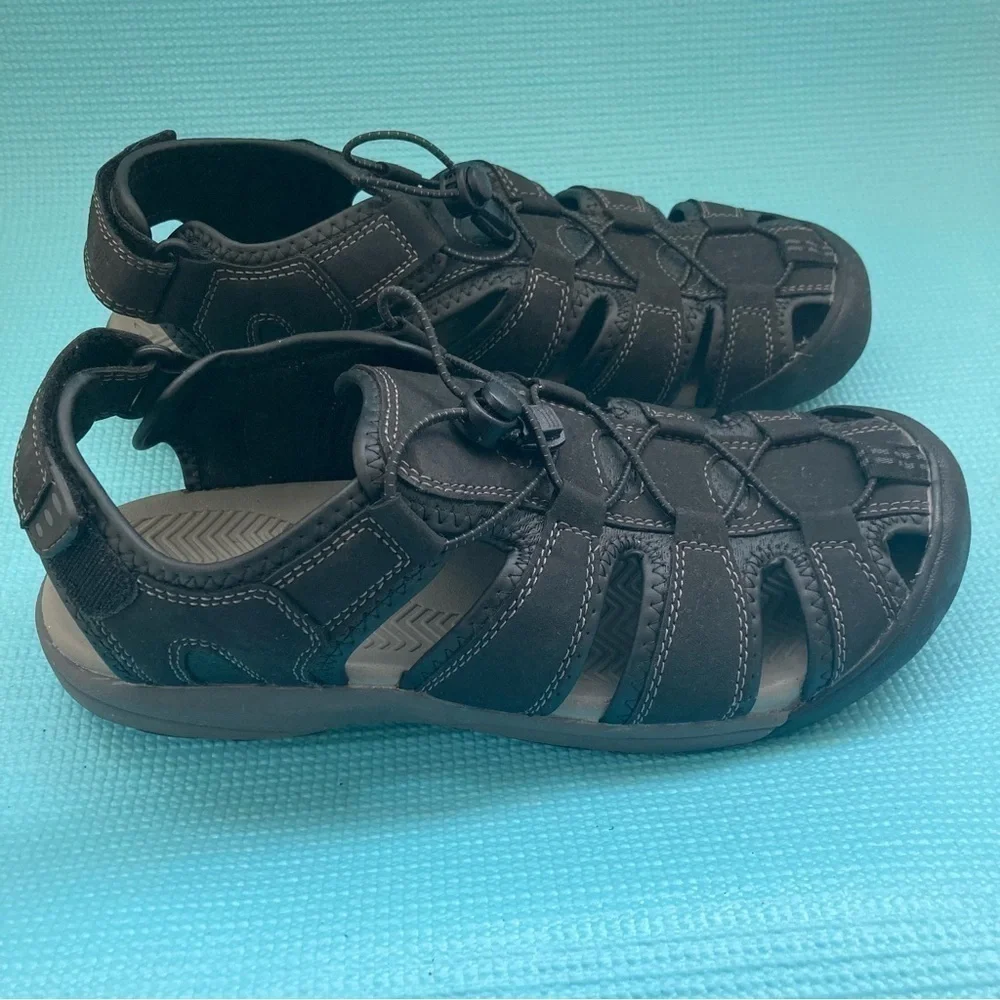 Khombu Travis Sandals Men’s Hiking Walking Closed Toe 1179295 Size 10M Black
